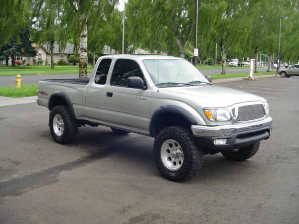 2003 Toyota Tacoma 4d,ac,pw,sunroof,leather