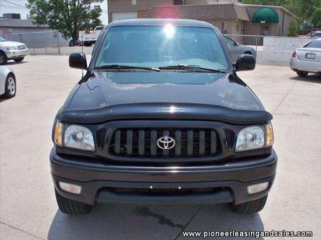 2004 Toyota Tacoma LT1 Sedan