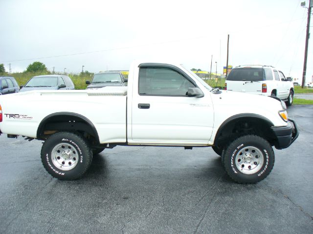 2004 Toyota Tacoma CVT With A/C