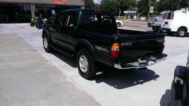 2004 Toyota Tacoma LT1 Sedan