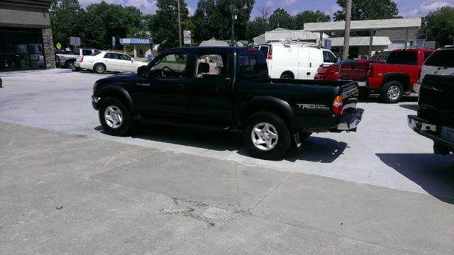 2004 Toyota Tacoma LT1 Sedan