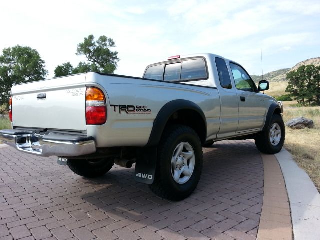 2004 Toyota Tacoma LT Pickup 4D 6 1/2 Ft