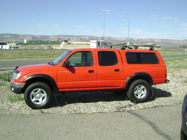 2004 Toyota Tacoma LT1 Sedan