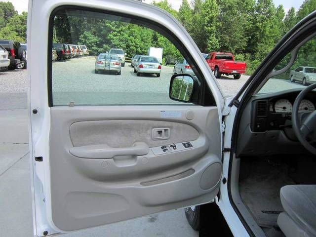 2004 Toyota Tacoma Unknown