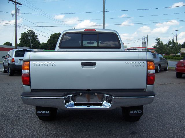 2004 Toyota Tacoma LT1 Sedan