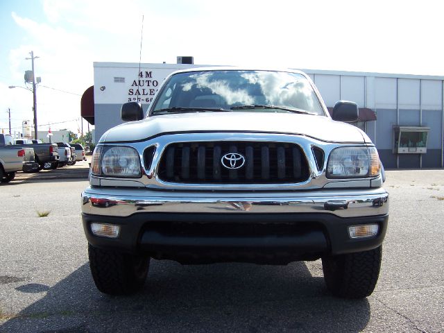 2004 Toyota Tacoma LT1 Sedan