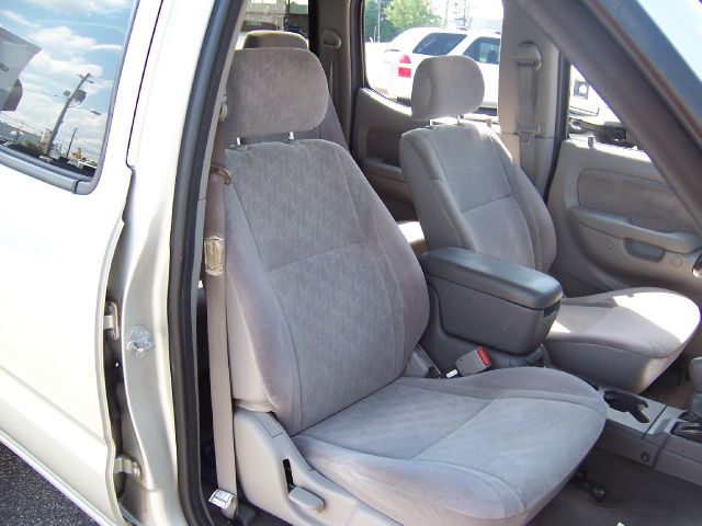 2004 Toyota Tacoma LT1 Sedan