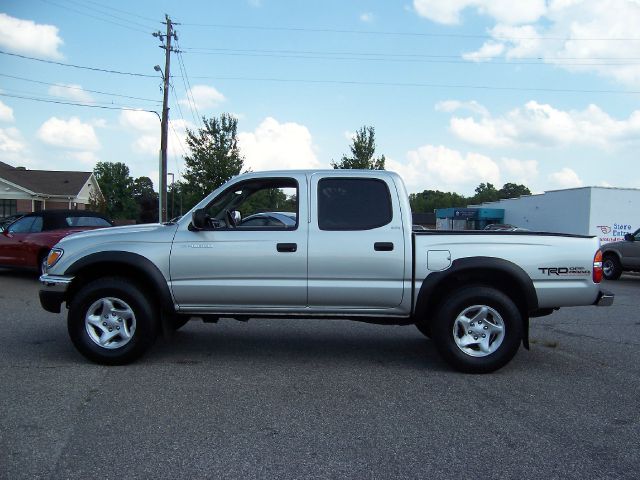 2004 Toyota Tacoma LT1 Sedan