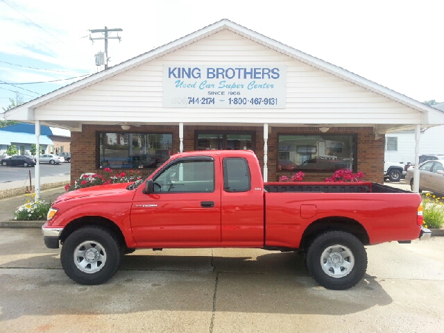 2004 Toyota Tacoma LT Pickup 4D 6 1/2 Ft