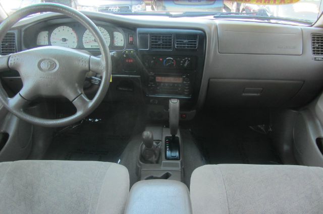 2004 Toyota Tacoma LT1 Sedan