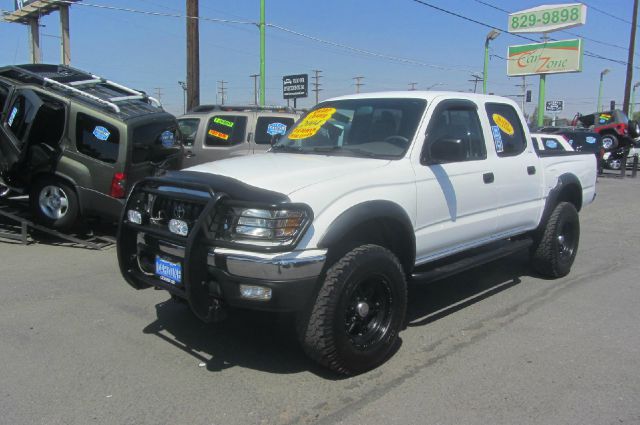 2004 Toyota Tacoma LT1 Sedan