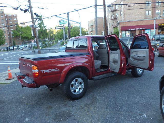 2004 Toyota Tacoma LT1 Sedan