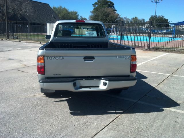 2004 Toyota Tacoma LS 4x4 Low Miles