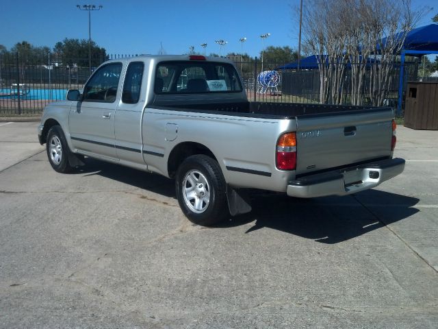 2004 Toyota Tacoma LS 4x4 Low Miles