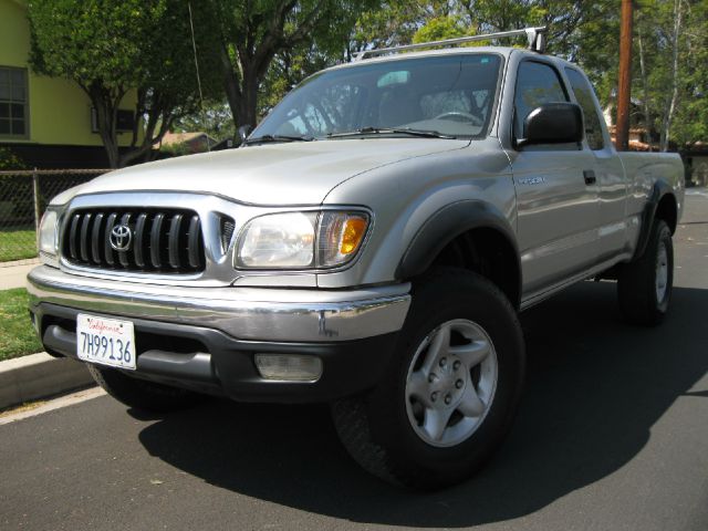 2004 Toyota Tacoma LT Pickup 4D 6 1/2 Ft