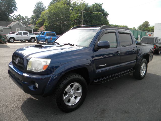 2005 Toyota Tacoma 2WD Supercab Styleside 6-1/2 Ft Box STX