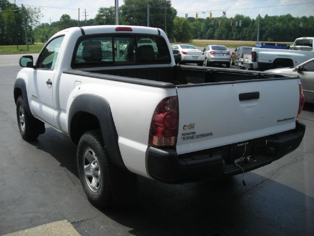 2005 Toyota Tacoma XLT 2WD