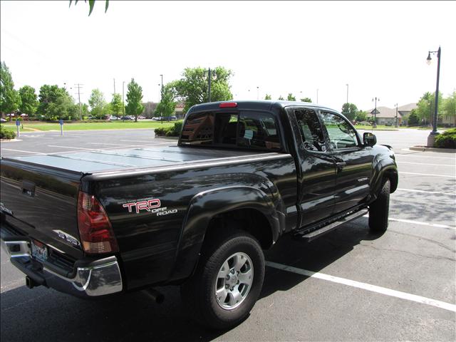 2005 Toyota Tacoma S Supercab Short Bed 2WD