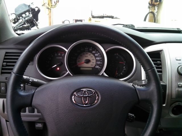 2005 Toyota Tacoma ES 3.0L AUTO