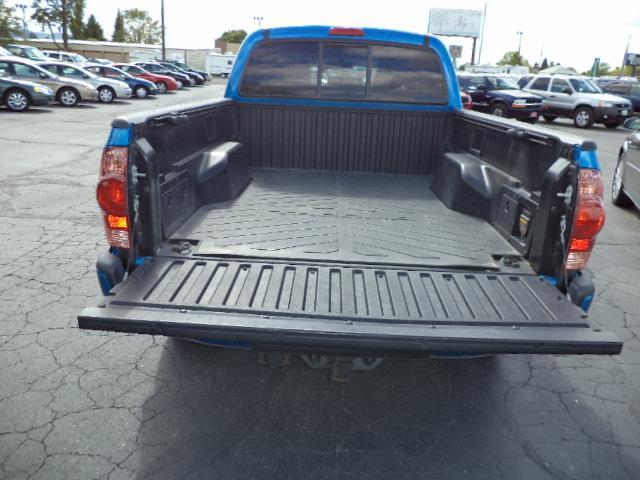 2005 Toyota Tacoma Base