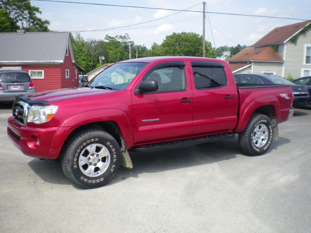 2005 Toyota Tacoma 2WD Supercab Styleside 6-1/2 Ft Box STX