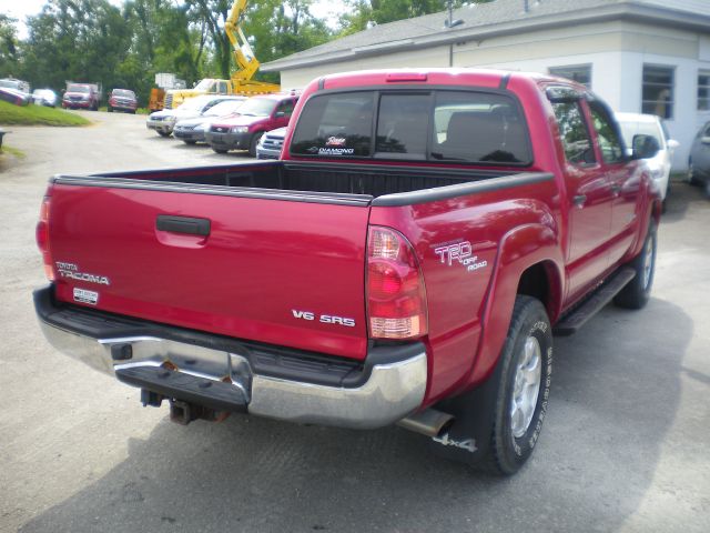 2005 Toyota Tacoma 2WD Supercab Styleside 6-1/2 Ft Box STX