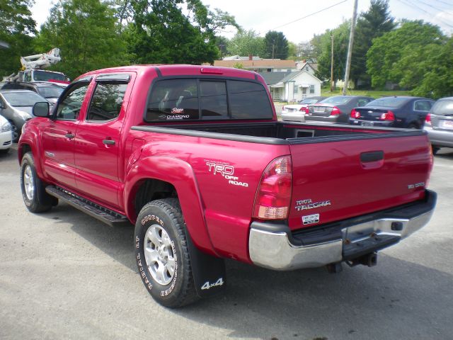 2005 Toyota Tacoma 2WD Supercab Styleside 6-1/2 Ft Box STX