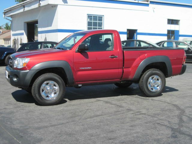 2005 Toyota Tacoma 4WD 4dr AT