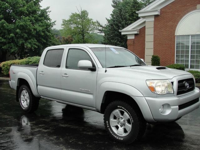 2005 Toyota Tacoma 2WD Supercab Styleside 6-1/2 Ft Box STX