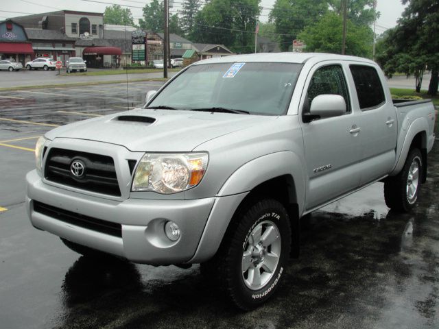 2005 Toyota Tacoma 2WD Supercab Styleside 6-1/2 Ft Box STX