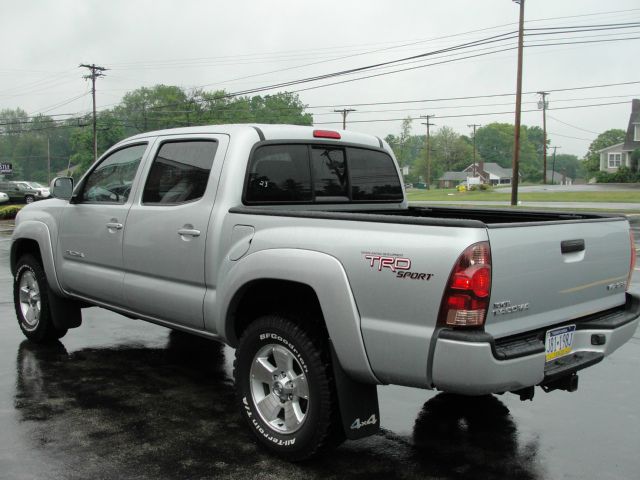 2005 Toyota Tacoma 2WD Supercab Styleside 6-1/2 Ft Box STX