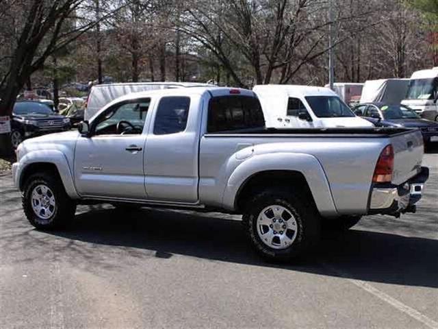 2005 Toyota Tacoma HB