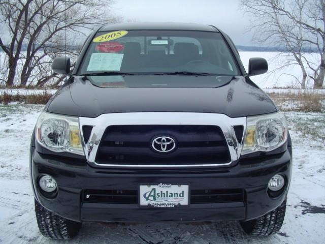 2005 Toyota Tacoma Base