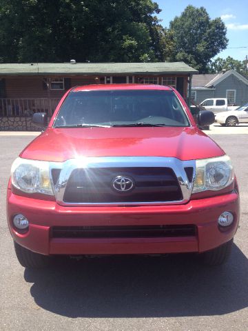 2006 Toyota Tacoma Ext Cab - 4x4 LT At Brookv