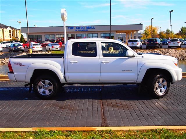 2006 Toyota Tacoma C300 Luxury Sedan