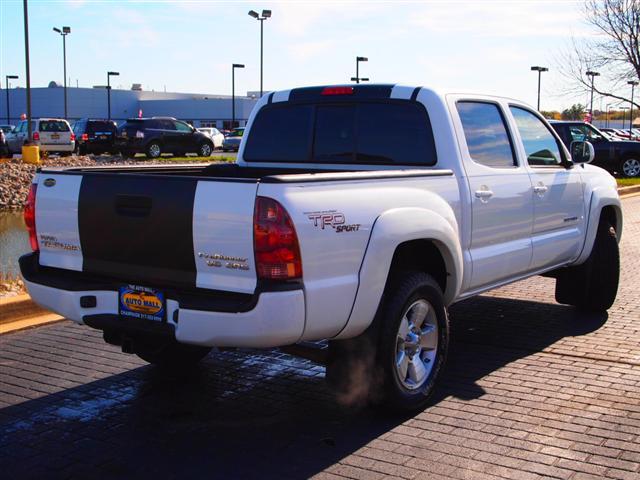 2006 Toyota Tacoma C300 Luxury Sedan