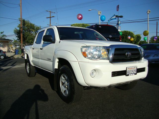 2006 Toyota Tacoma SLT 4 X