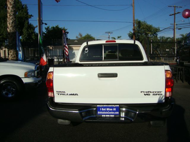 2006 Toyota Tacoma SLT 4 X