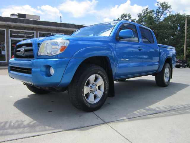 2006 Toyota Tacoma Ext Cab - 4x4 LT At Brookv