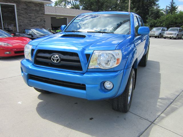 2006 Toyota Tacoma Ext Cab - 4x4 LT At Brookv