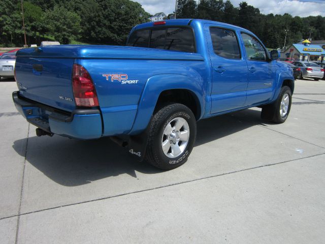 2006 Toyota Tacoma Ext Cab - 4x4 LT At Brookv