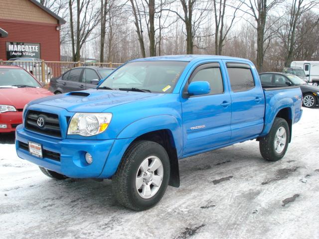 2006 Toyota Tacoma Base