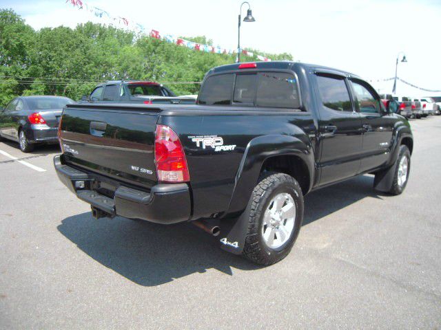 2006 Toyota Tacoma Ext Cab - 4x4 LT At Brookv