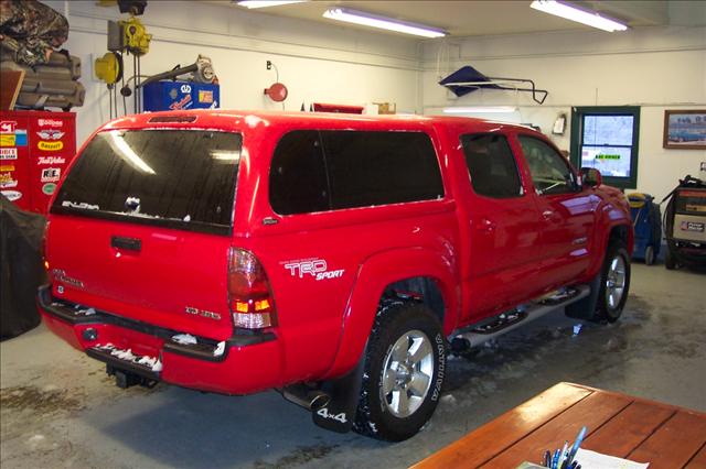 2006 Toyota Tacoma C300 Luxury Sedan