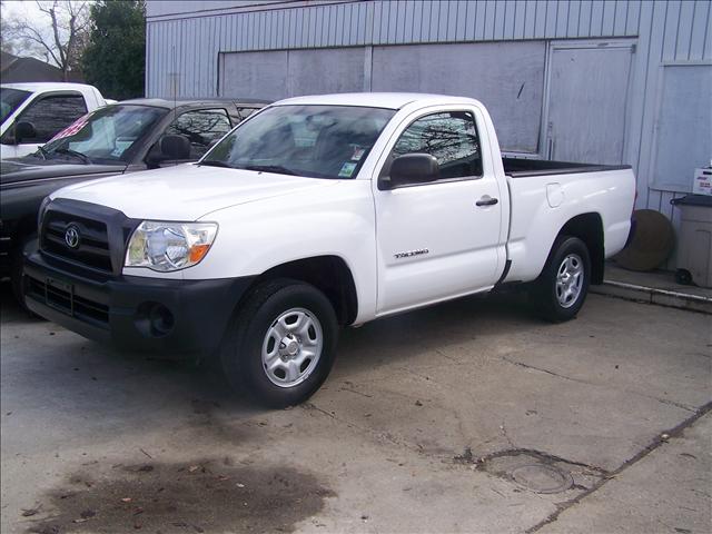 2006 Toyota Tacoma Base