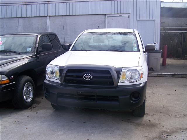 2006 Toyota Tacoma Base