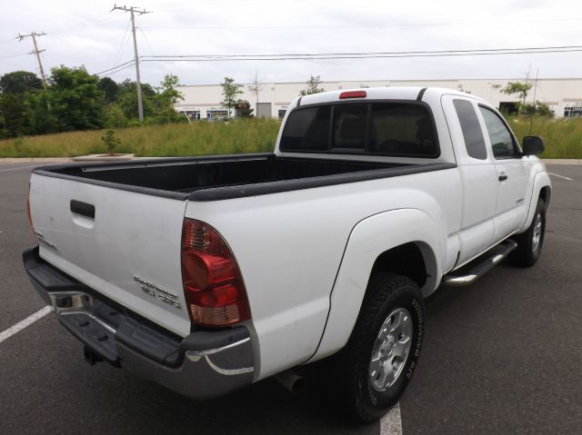 2006 Toyota Tacoma 2500 Cargo Van TMU