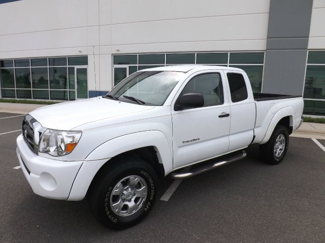 2006 Toyota Tacoma 2500 Cargo Van TMU