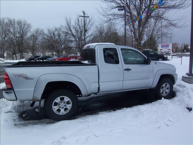 2006 Toyota Tacoma Base