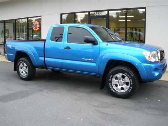 2006 Toyota Tacoma Base